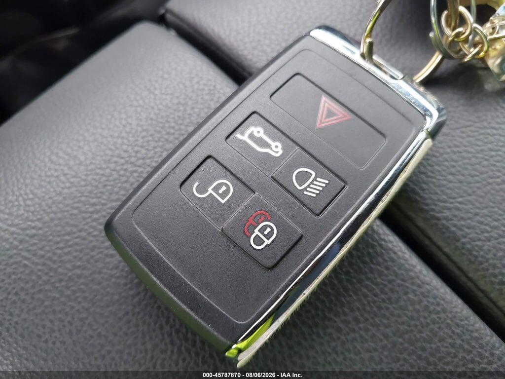 SALZP2FX8PH185647 2023 LAND ROVER RANGE ROVER EVOQUE photo no. 11