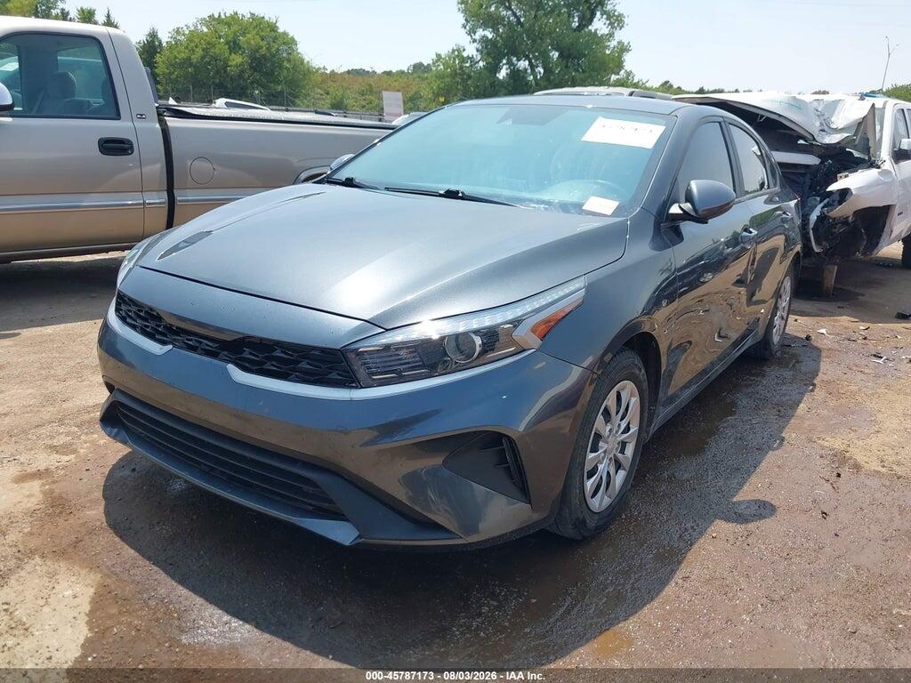 3KPF24AD6PE643564 2023 KIA FORTE photo no. 2