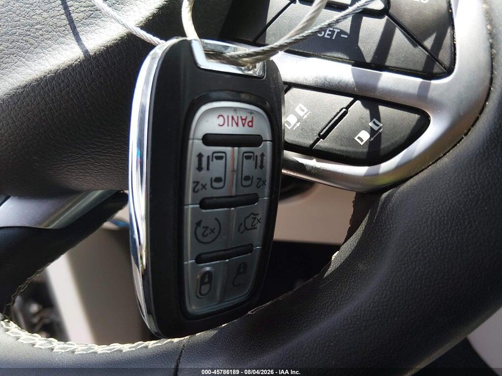 2C4RC1BG0PR627568 2023 CHRYSLER PACIFICA photo no. 11