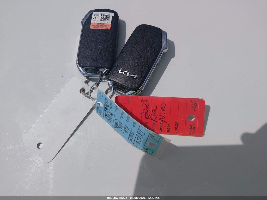KNDCR3LEXP5080562 2023 KIA NIRO photo no. 11