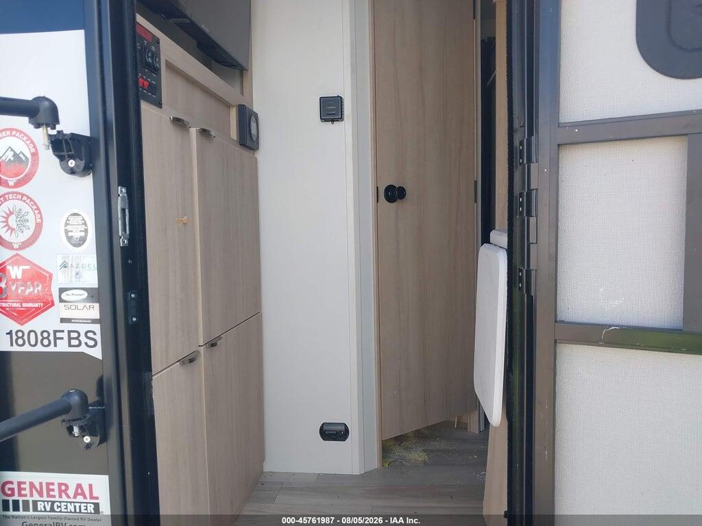 54CTM2G26P3077484 2023 WINNEBAGO OF INDIANA MICRO MINNIE MM-1808 photo no. 8