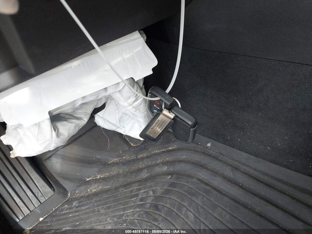3MW89FF08P8D12728 2023 BMW 330I photo no. 11
