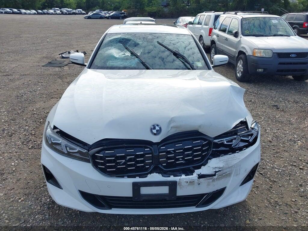 3MW89FF08P8D12728 2023 BMW 330I photo no. 12
