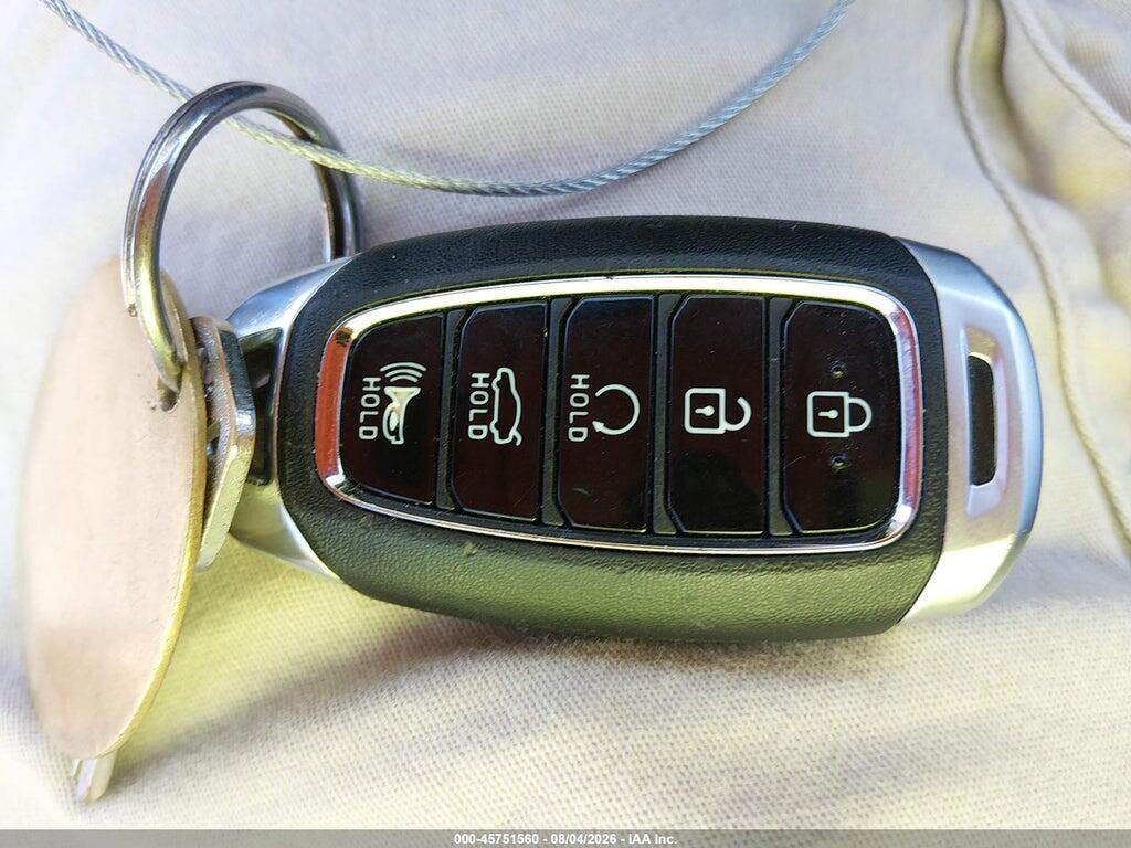 KMHLM4AG4PU374176 2023 HYUNDAI ELANTRA photo no. 11