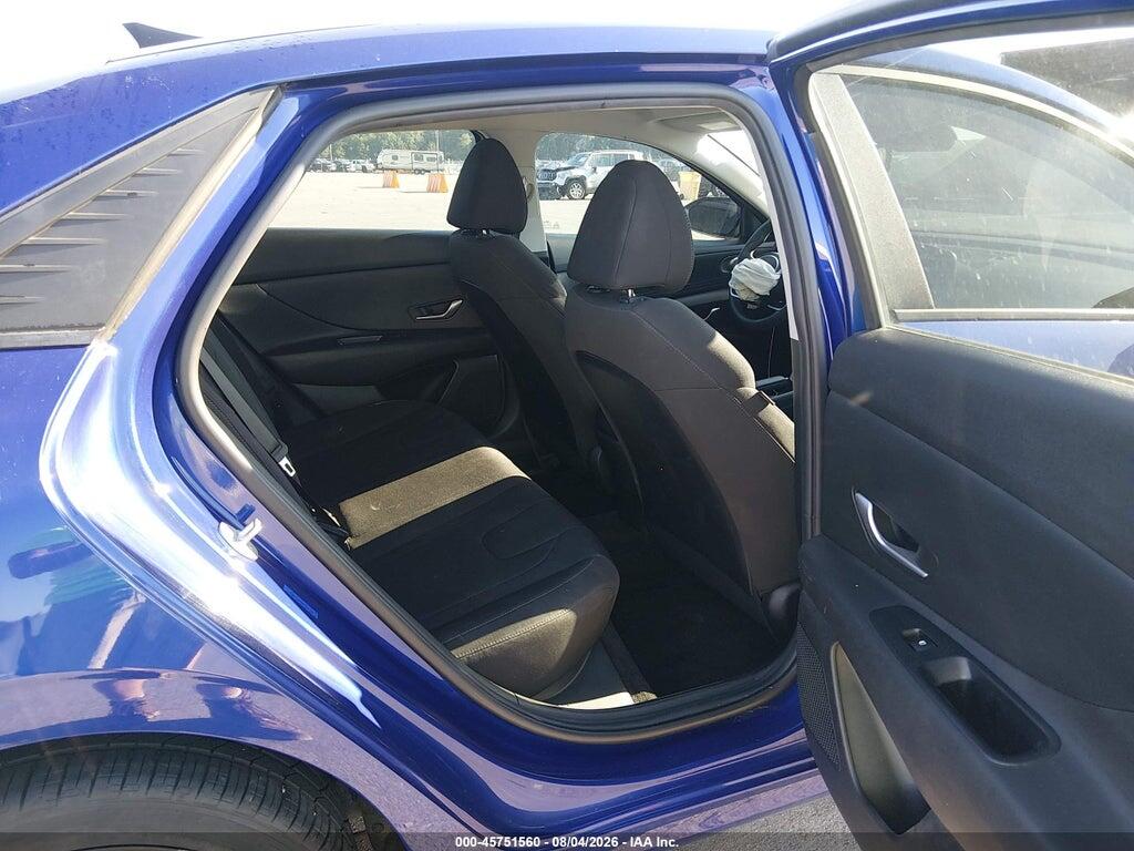KMHLM4AG4PU374176 2023 HYUNDAI ELANTRA photo no. 8