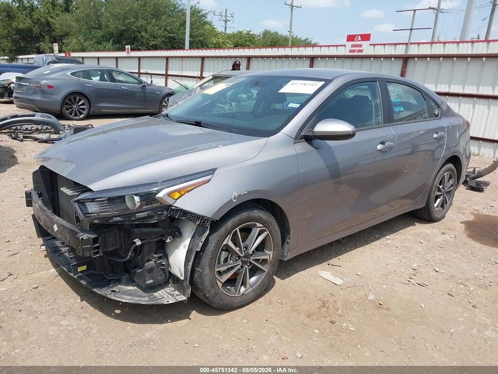 3KPF24AD1PE628924 2023 KIA FORTE photo no. 2