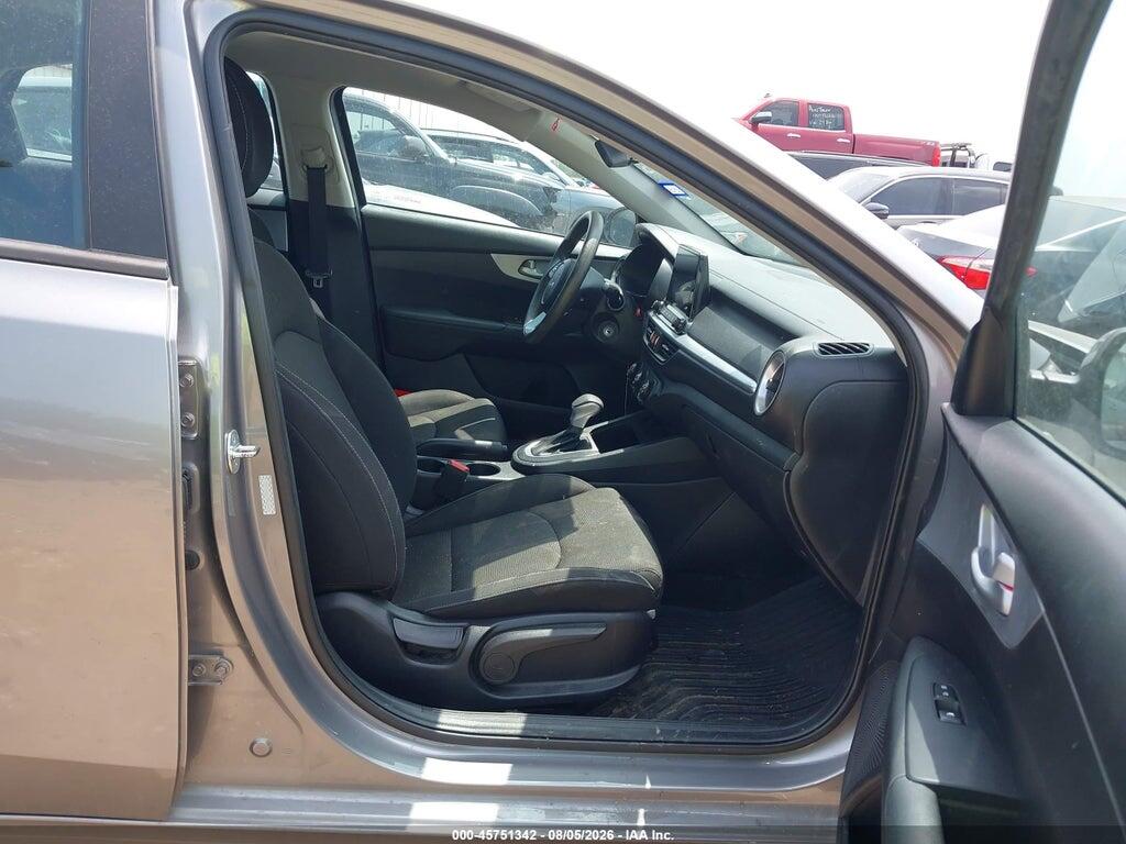 3KPF24AD1PE628924 2023 KIA FORTE photo no. 5
