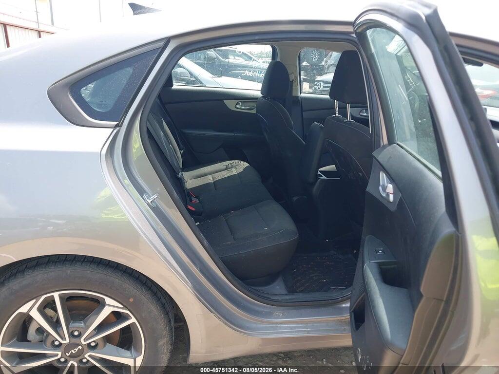 3KPF24AD1PE628924 2023 KIA FORTE photo no. 8