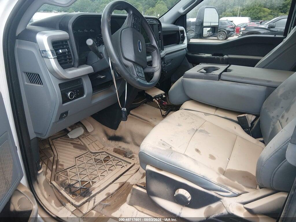 1FD8X3HT5PEC64015 2023 FORD F-350 CHASSIS photo no. 12