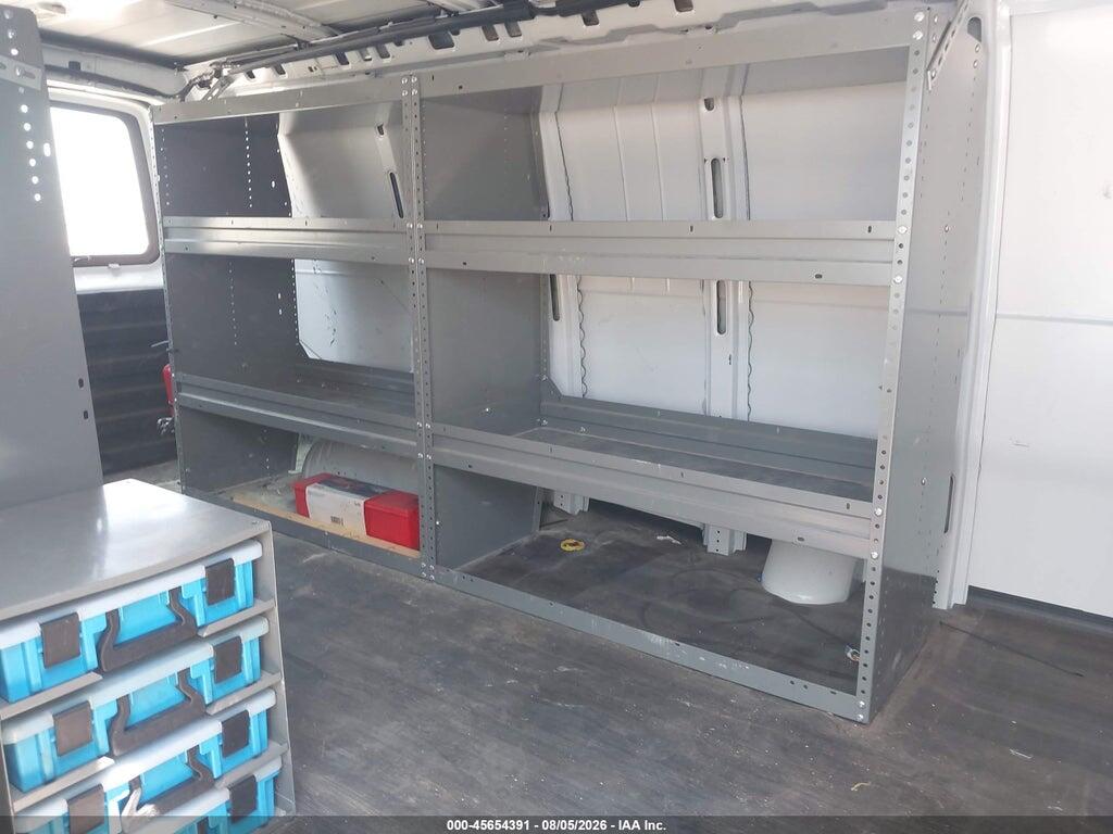1GTW7BFP3P1112642 2023 GMC SAVANA CARGO photo no. 8
