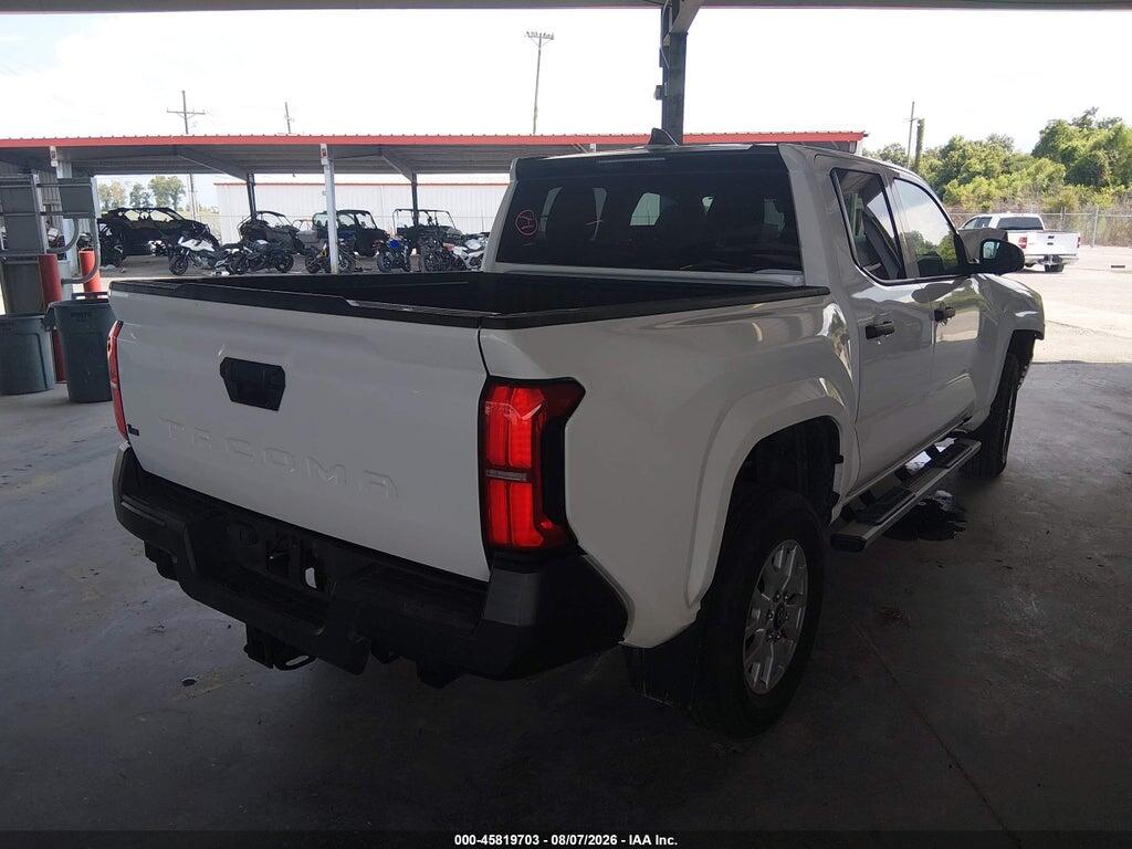 3TYKD5HNXRT017171 2024 TOYOTA TACOMA photo no. 4