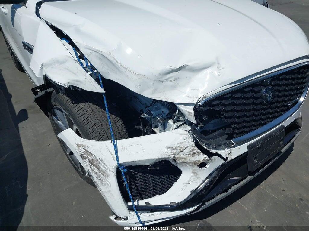 SADCT2EX1RA730002 2024 JAGUAR F-PACE photo no. 6