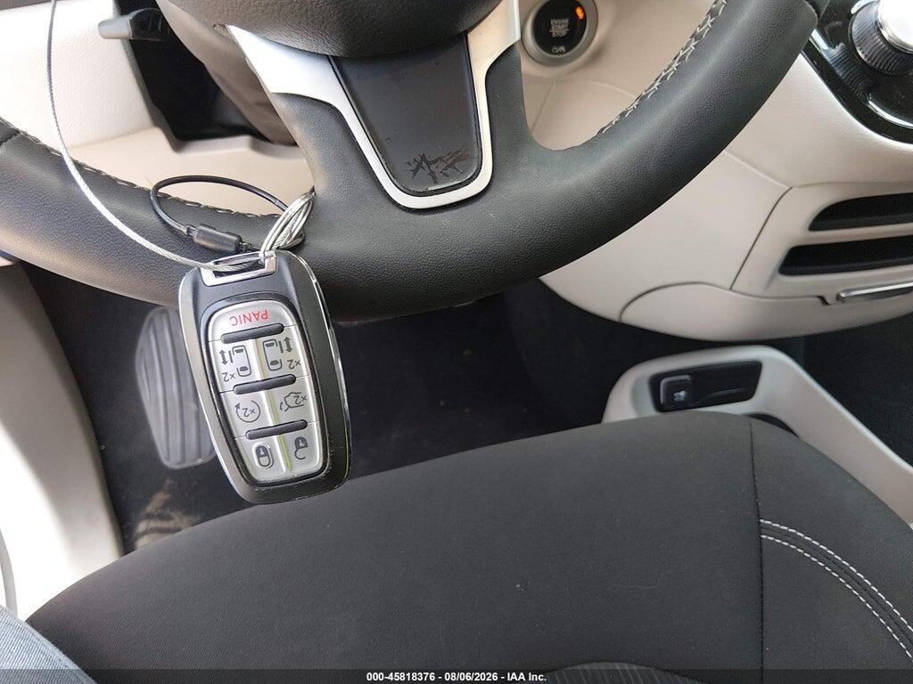 2C4RC1CG2RR112847 2024 CHRYSLER VOYAGER photo no. 11