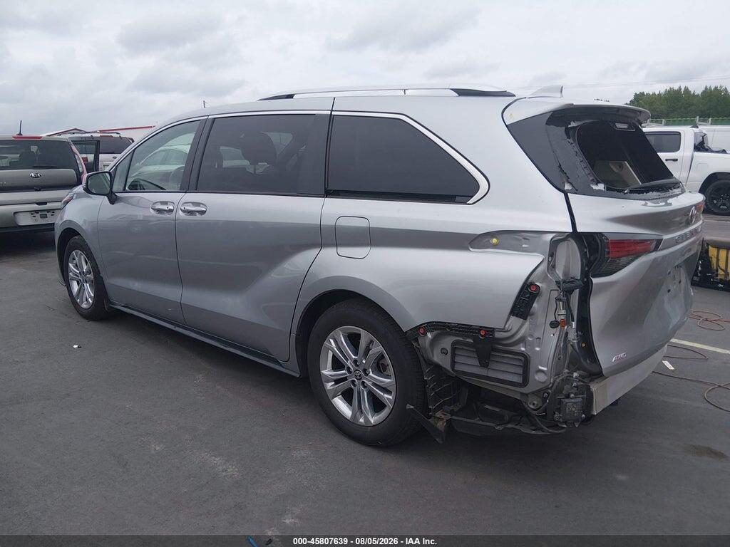 5TDESKFC3RS145525 2024 TOYOTA SIENNA photo no. 3