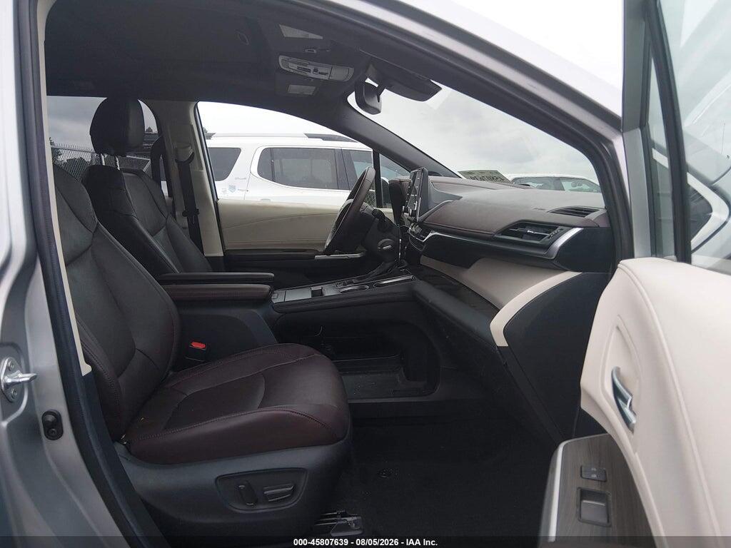 5TDESKFC3RS145525 2024 TOYOTA SIENNA photo no. 5
