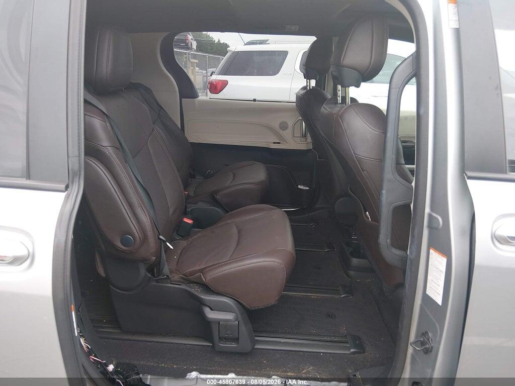 5TDESKFC3RS145525 2024 TOYOTA SIENNA photo no. 8
