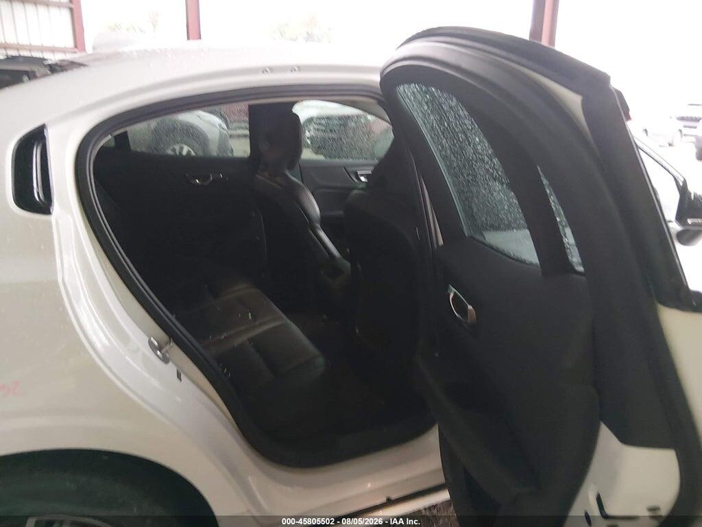 7JRL12TL8RG317560 2024 VOLVO S60 photo no. 8
