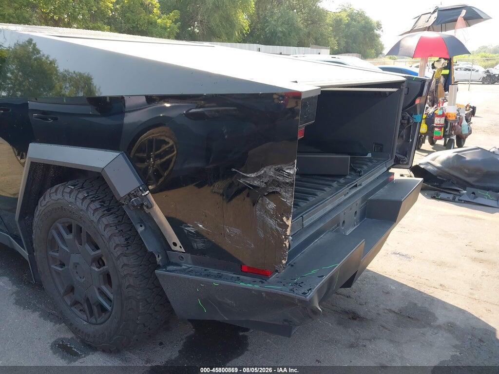 7G2CEHED1RA035941 2024 TESLA CYBERTRUCK photo no. 6