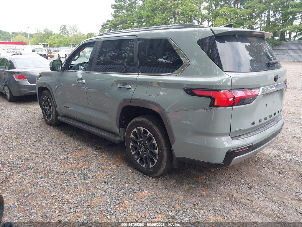 7SVAAABA1RX033886 2024 TOYOTA SEQUOIA photo no. 3