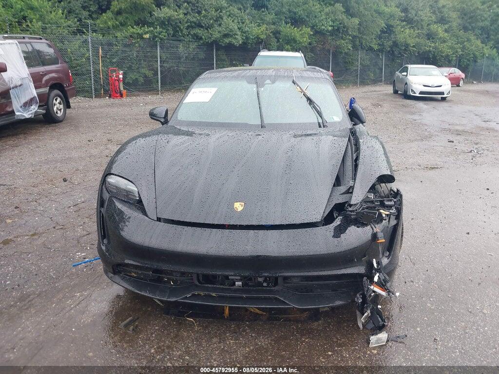 WP0AA2Y15RSA11882 2024 PORSCHE TAYCAN photo no. 11