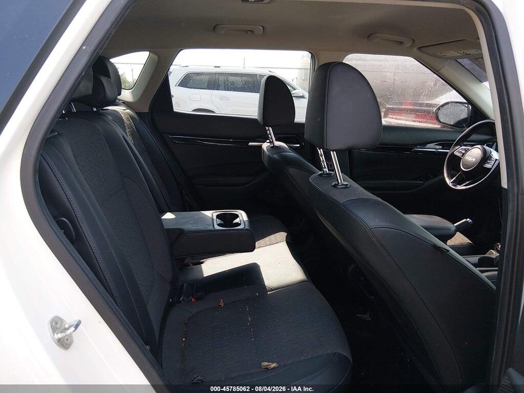 KNDEU2AA5R7636947 2024 KIA SELTOS photo no. 8