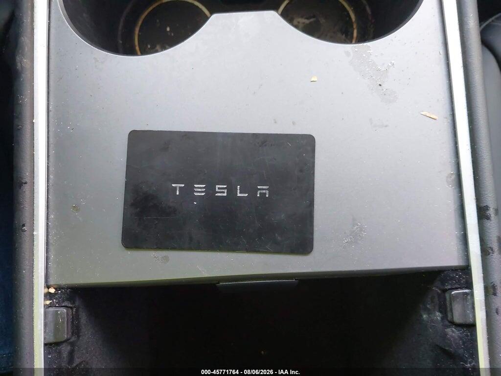 7SAYGDED7RF205673 2024 TESLA MODEL Y photo no. 11