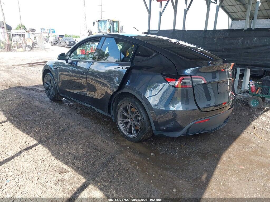 7SAYGDED7RF205673 2024 TESLA MODEL Y photo no. 3