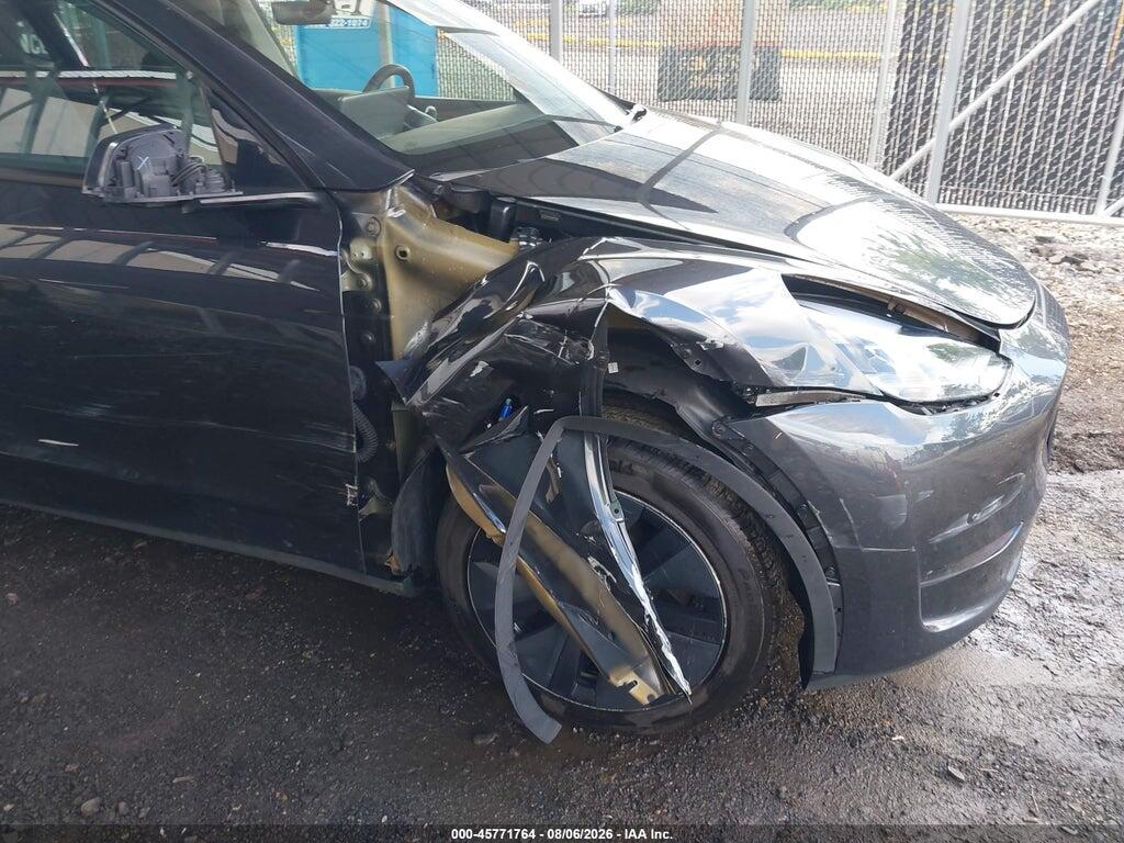 7SAYGDED7RF205673 2024 TESLA MODEL Y photo no. 6