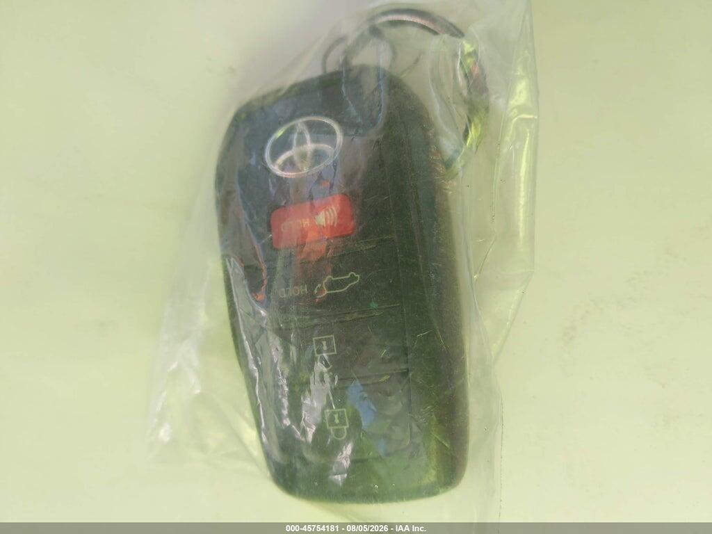 7MUDAAAG3RV086193 2024 TOYOTA COROLLA CROSS photo no. 11
