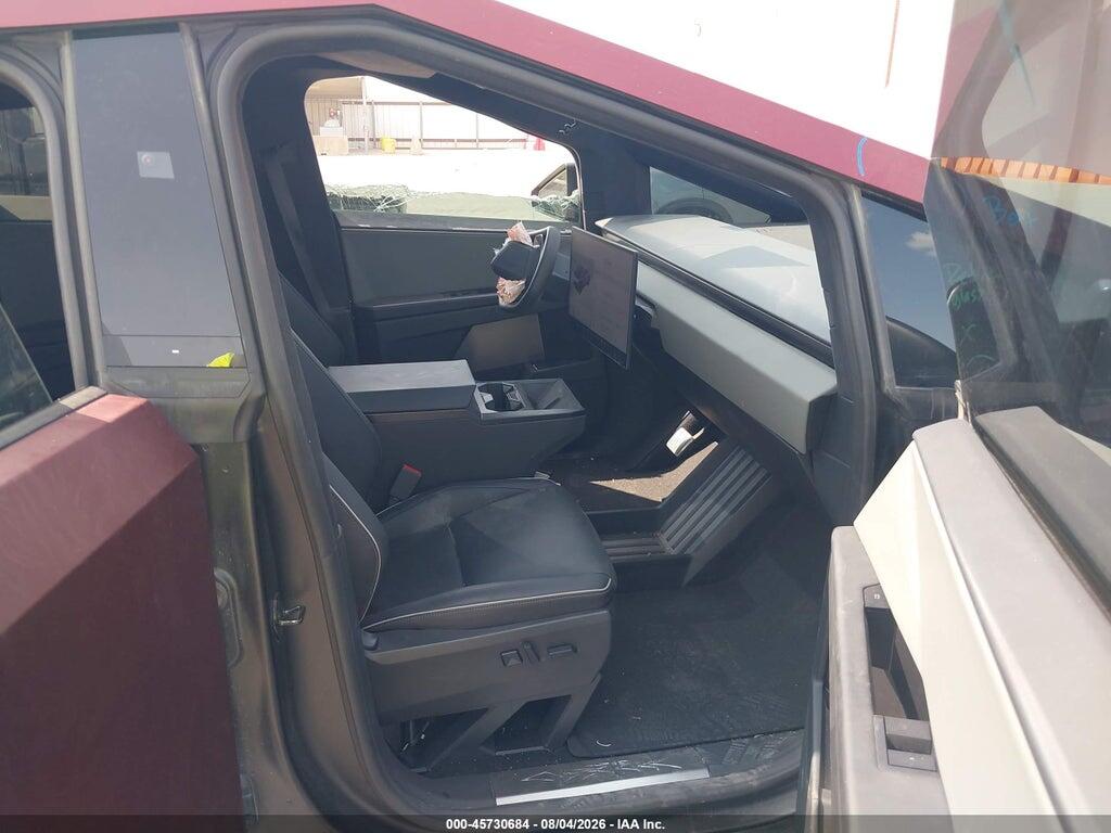 7G2CEHED4RA003274 2024 TESLA CYBERTRUCK photo no. 5