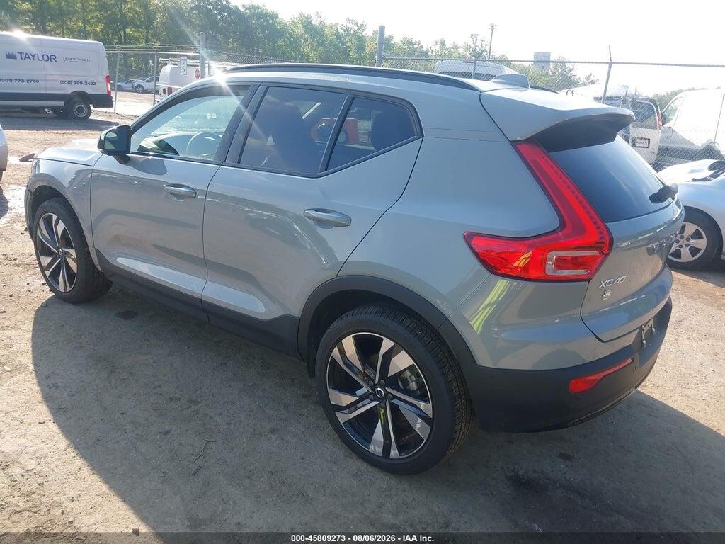 YV4L12UC0S2609331 2025 VOLVO XC40 photo no. 3
