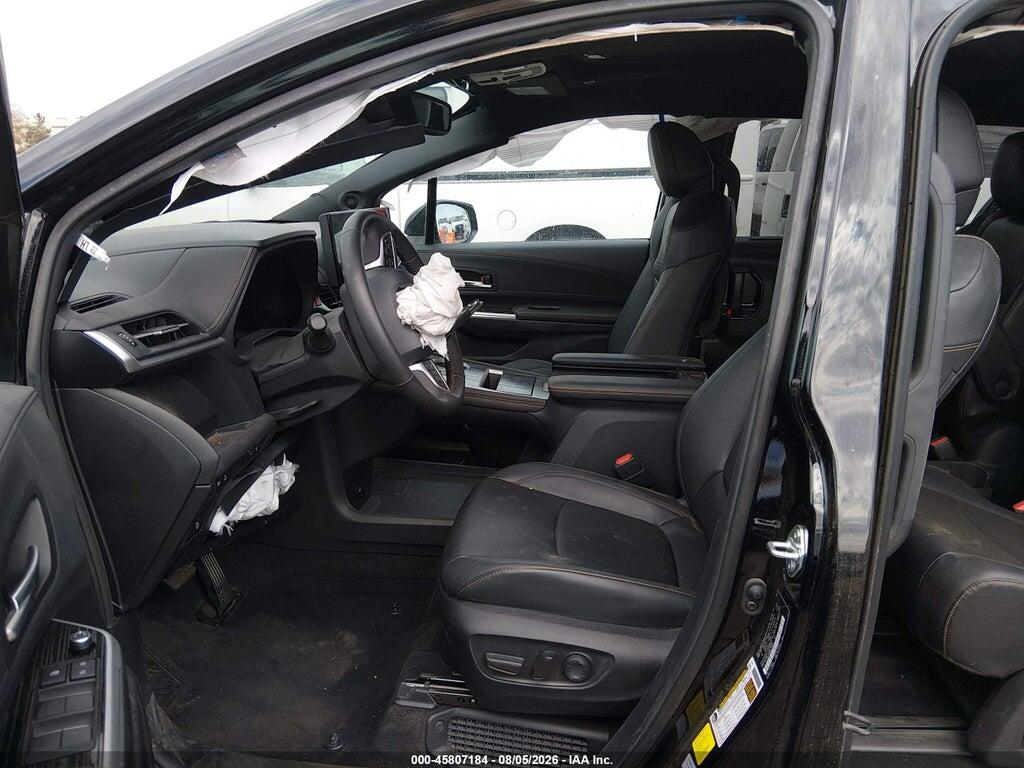 5TDCSKFC3SS175878 2025 TOYOTA SIENNA photo no. 5