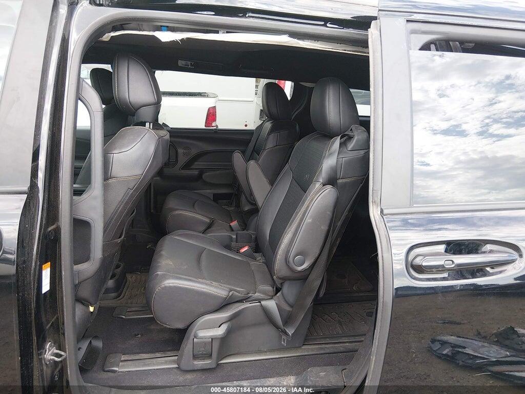 5TDCSKFC3SS175878 2025 TOYOTA SIENNA photo no. 8