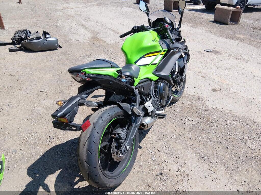 ML5EXEP15SDAF8347 2025 KAWASAKI EX650 photo no. 4