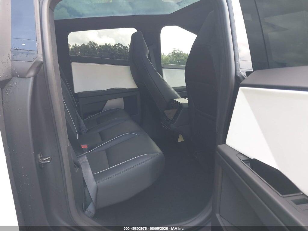 7G2CEHEE9SA060522 2025 TESLA CYBERTRUCK photo no. 8