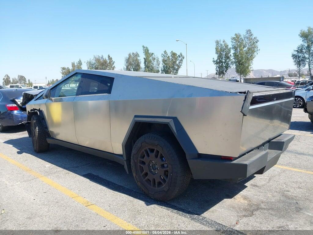 7G2CEHED8SA077965 2025 TESLA CYBERTRUCK photo no. 3