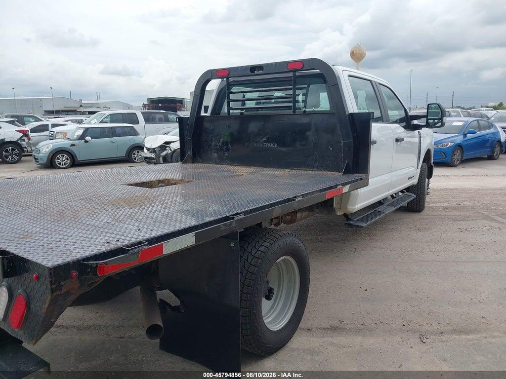 1FD8W3HT6SEC52628 2025 FORD F-350 CHASSIS photo no. 3