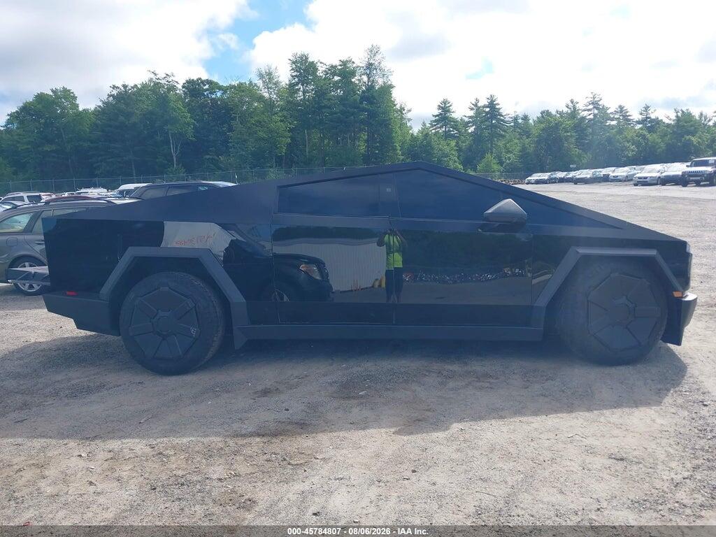 7G2CEHED4SA058815 2025 TESLA CYBERTRUCK photo no. 12