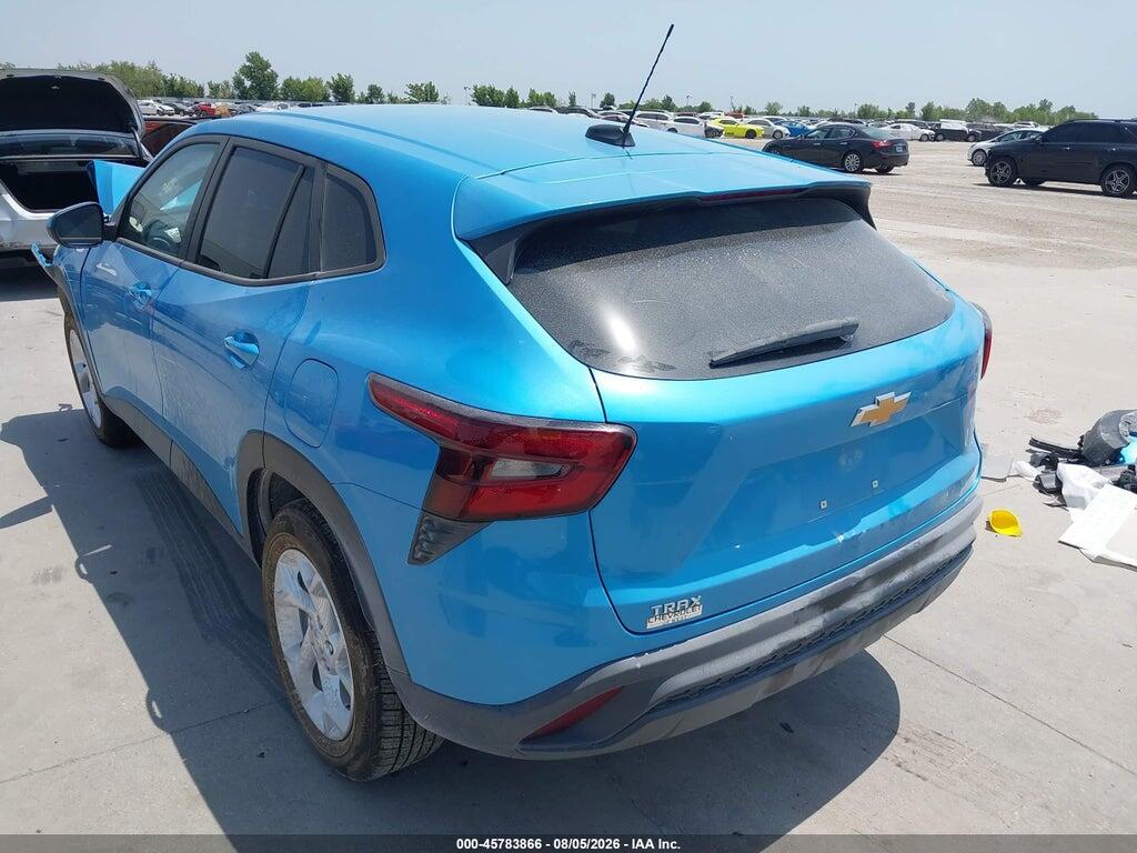 KL77LFEP7SC196015 2025 CHEVROLET TRAX photo no. 3