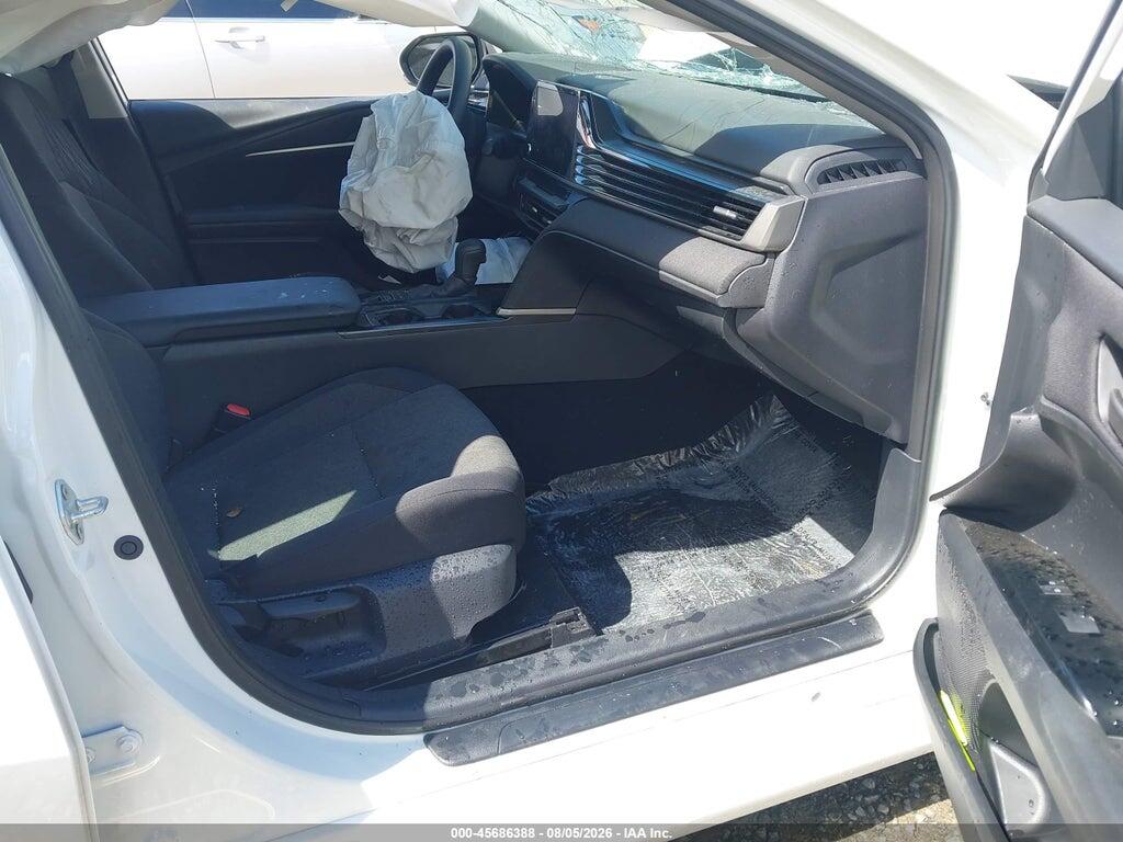 4T1DAACK5SU042253 2025 TOYOTA CAMRY photo no. 5