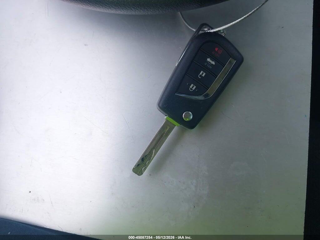 5YFB4MDE2SP299266 2025 TOYOTA COROLLA photo no. 11