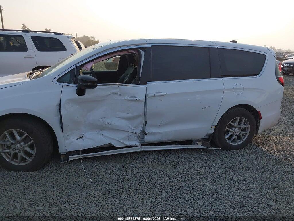 2C4RC1BG8TR254614 2026 CHRYSLER PACIFICA photo no. 6