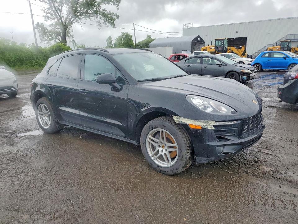 2018 PORSCHE MACAN — Фото 4 из 12
