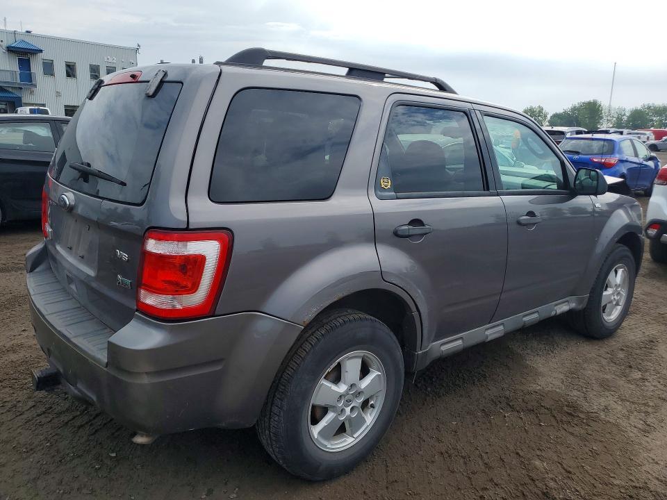 2010 FORD ESCAPE XLT — Фото 3 из 12