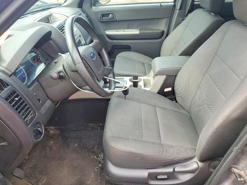 2010 FORD ESCAPE XLT — Фото 7 из 12