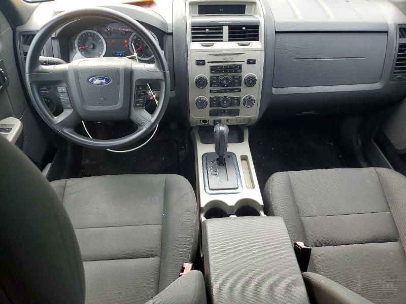 2010 FORD ESCAPE XLT — Фото 8 из 12