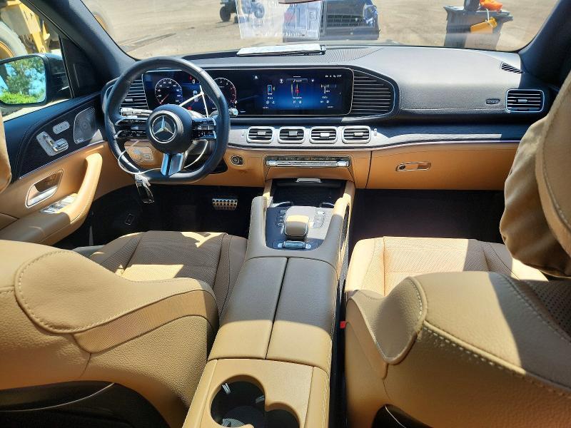 2025 MERCEDES-BENZ GLS 450 4MATIC — Фото 8 из 12