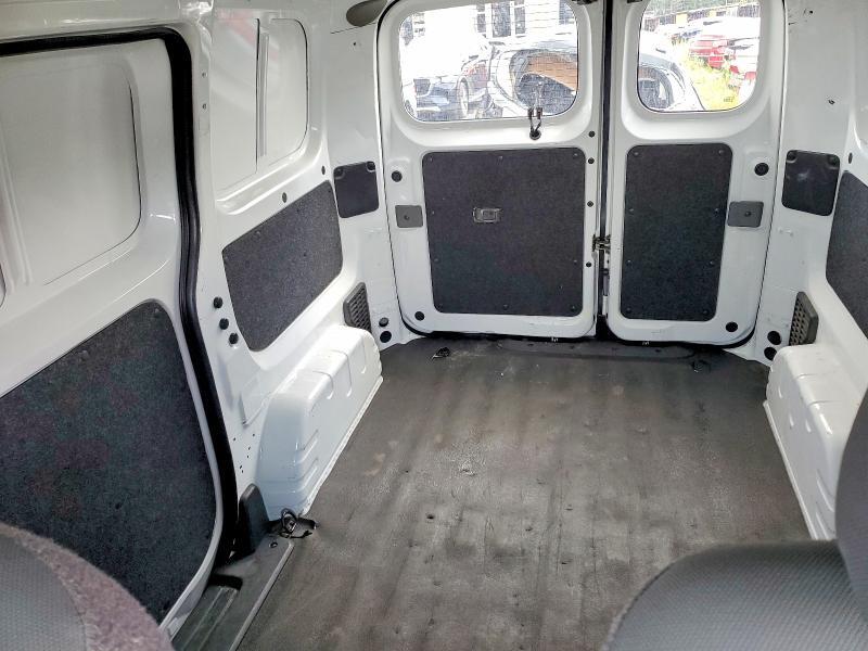 2015 NISSAN NV200 2.5S — Фото 10 из 13