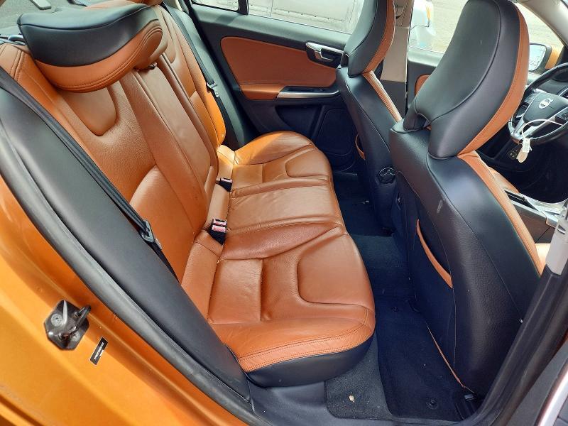 YV1902FH0B2007855 2011 VOLVO S60 photo no. 10