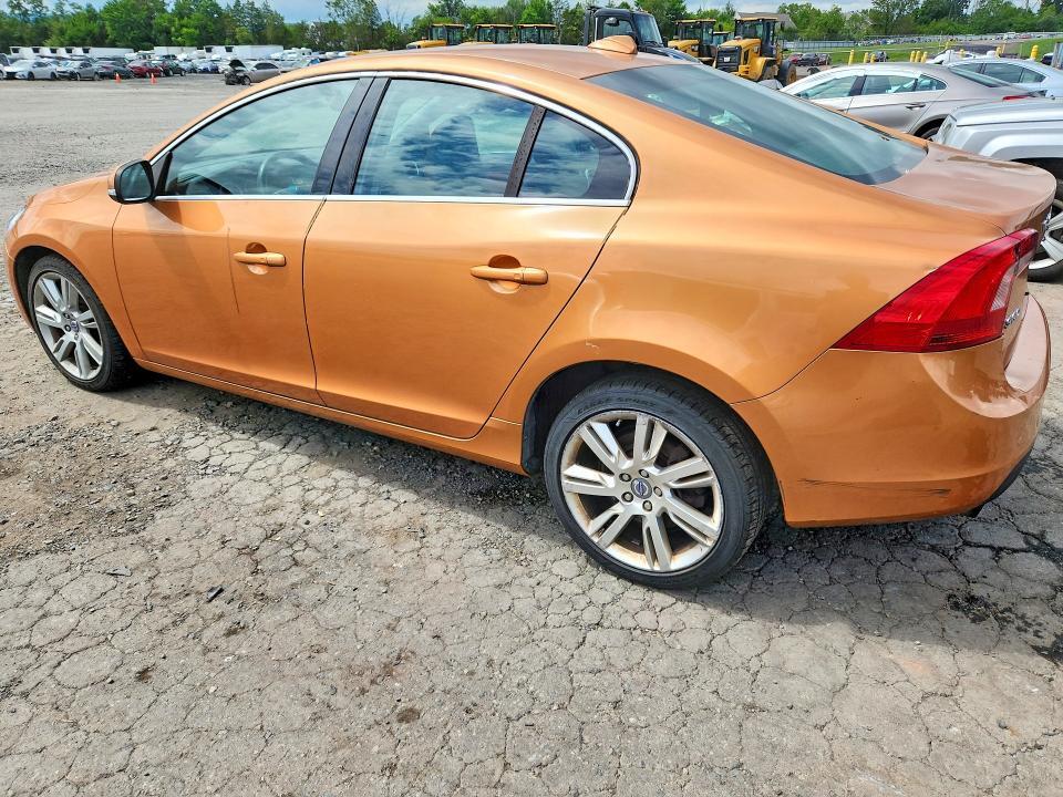 YV1902FH0B2007855 2011 VOLVO S60 photo no. 2